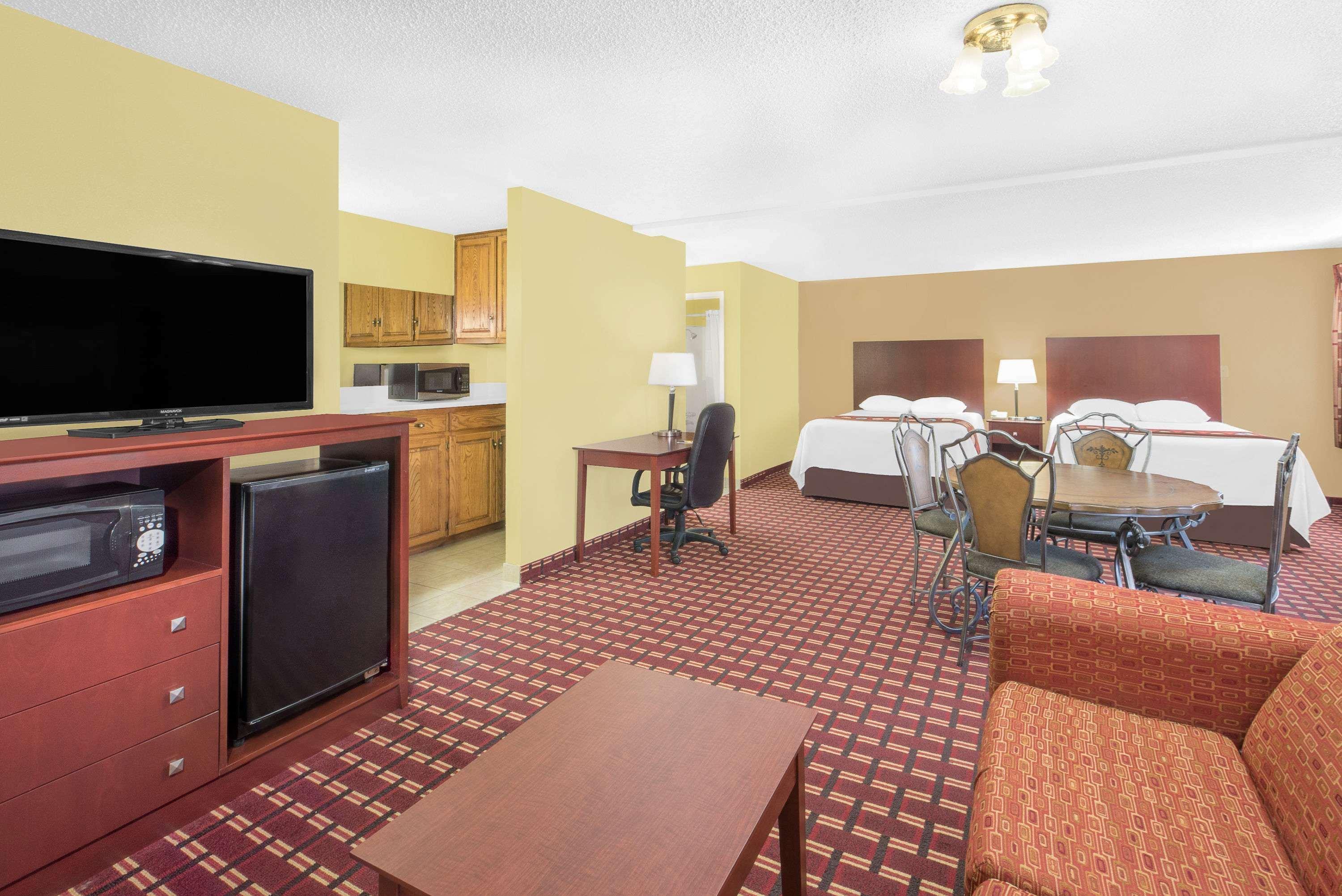 Super 8 By Wyndham Kerrville Tx Exteriér fotografie